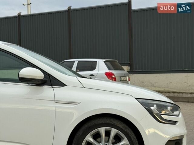 Білий Рено Меган, об'ємом двигуна 1.6 л та пробігом 193 тис. км за 10500 $, фото 21 на Automoto.ua