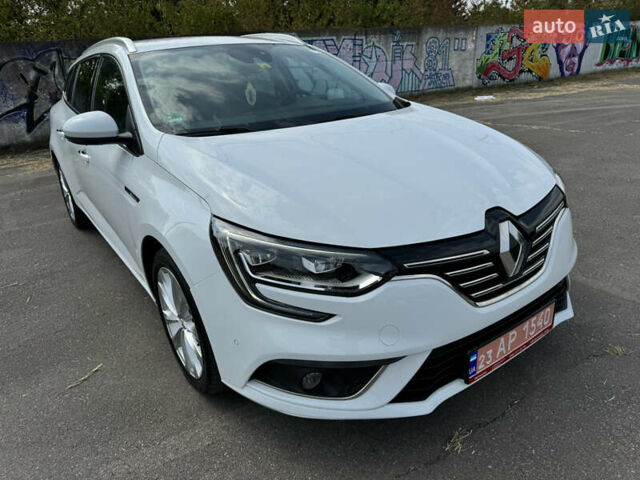Белый Рено Меган, объемом двигателя 1.46 л и пробегом 268 тыс. км за 11900 $, фото 6 на Automoto.ua