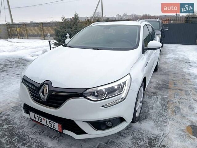 Білий Рено Меган, об'ємом двигуна 1.5 л та пробігом 242 тис. км за 11300 $, фото 1 на Automoto.ua
