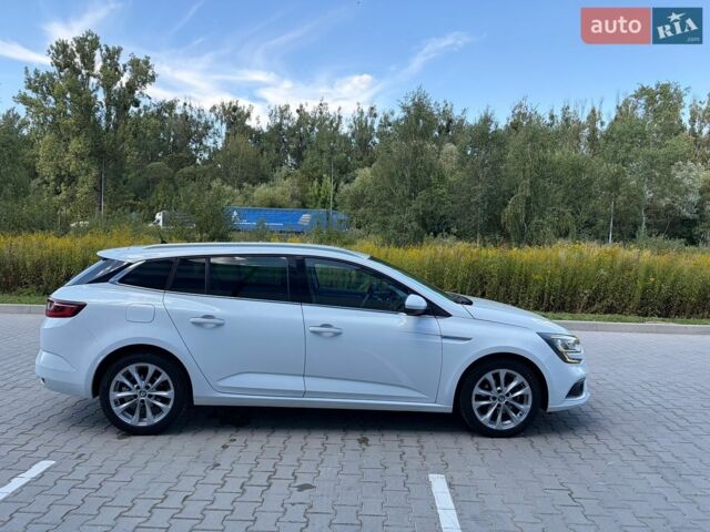 Белый Рено Меган, объемом двигателя 1.5 л и пробегом 202 тыс. км за 12999 $, фото 5 на Automoto.ua