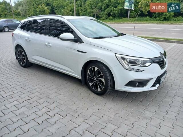 Белый Рено Меган, объемом двигателя 1.5 л и пробегом 221 тыс. км за 11499 $, фото 18 на Automoto.ua