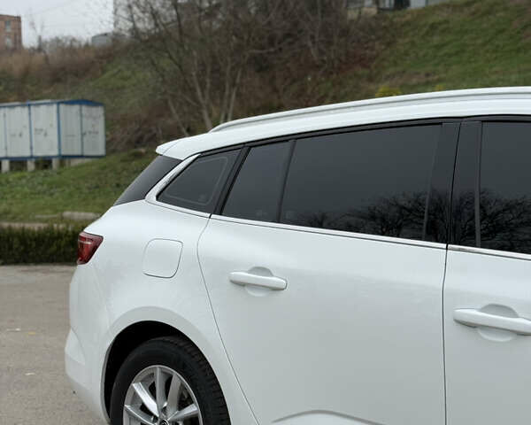 Білий Рено Меган, об'ємом двигуна 1.5 л та пробігом 125 тис. км за 14200 $, фото 10 на Automoto.ua