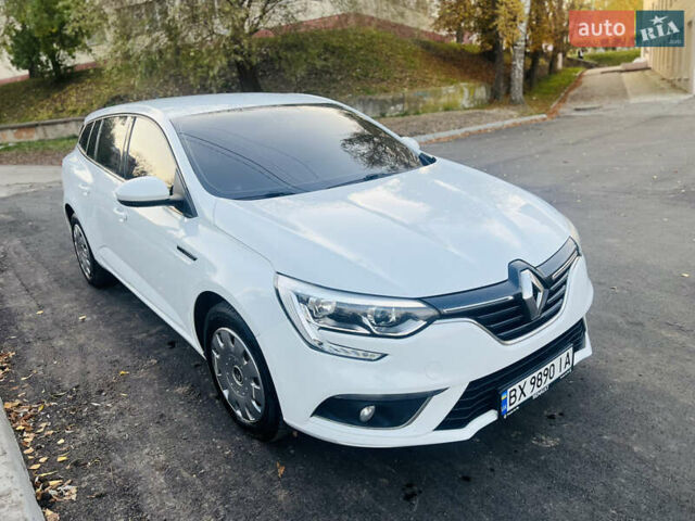 Білий Рено Меган, об'ємом двигуна 1.5 л та пробігом 213 тис. км за 11800 $, фото 9 на Automoto.ua
