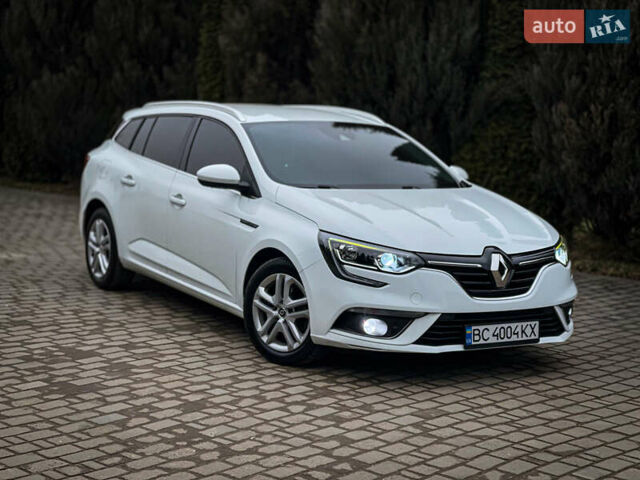 Белый Рено Меган, объемом двигателя 1.46 л и пробегом 195 тыс. км за 11999 $, фото 13 на Automoto.ua