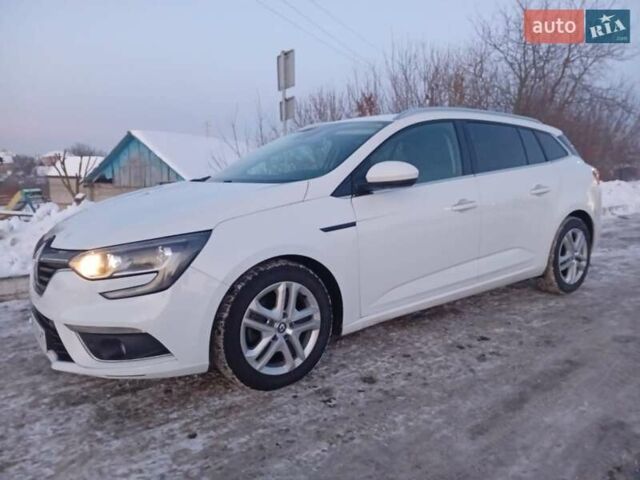 Білий Рено Меган, об'ємом двигуна 1.46 л та пробігом 200 тис. км за 11695 $, фото 1 на Automoto.ua