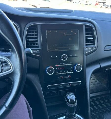 Белый Рено Меган, объемом двигателя 1.46 л и пробегом 202 тыс. км за 12500 $, фото 17 на Automoto.ua