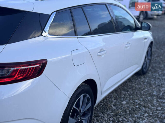 Білий Рено Меган, об'ємом двигуна 1.46 л та пробігом 211 тис. км за 13300 $, фото 14 на Automoto.ua