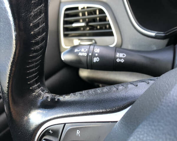 Белый Рено Меган, объемом двигателя 1.5 л и пробегом 150 тыс. км за 14290 $, фото 125 на Automoto.ua