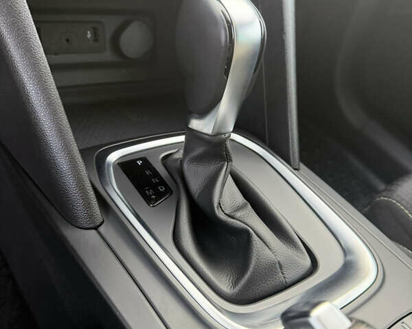 Белый Рено Меган, объемом двигателя 1.5 л и пробегом 189 тыс. км за 12700 $, фото 21 на Automoto.ua