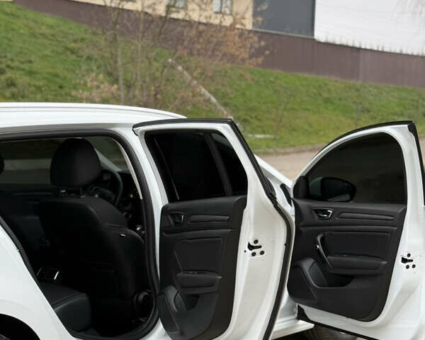 Білий Рено Меган, об'ємом двигуна 1.5 л та пробігом 125 тис. км за 14200 $, фото 29 на Automoto.ua