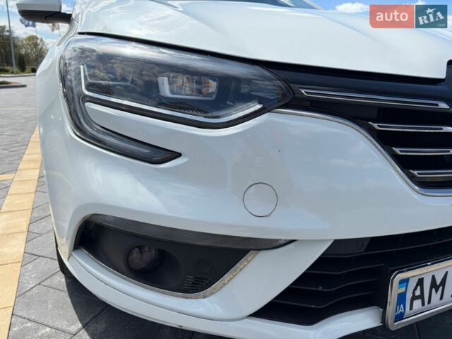 Білий Рено Меган, об'ємом двигуна 1.46 л та пробігом 253 тис. км за 11700 $, фото 5 на Automoto.ua