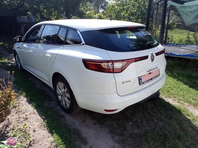 Белый Рено Меган, объемом двигателя 0 л и пробегом 210 тыс. км за 11700 $, фото 4 на Automoto.ua