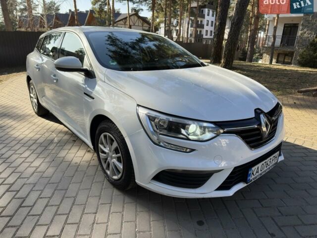 Белый Рено Меган, объемом двигателя 1.2 л и пробегом 190 тыс. км за 9500 $, фото 13 на Automoto.ua