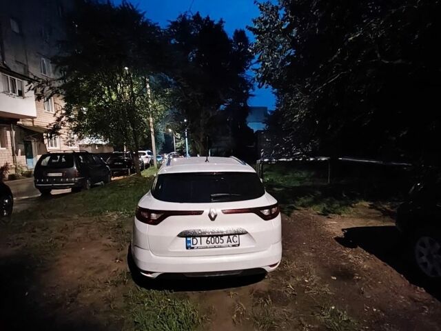 Белый Рено Меган, объемом двигателя 1.5 л и пробегом 240 тыс. км за 12500 $, фото 7 на Automoto.ua
