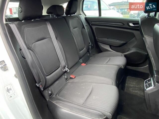 Білий Рено Меган, об'ємом двигуна 1.46 л та пробігом 259 тис. км за 11700 $, фото 19 на Automoto.ua