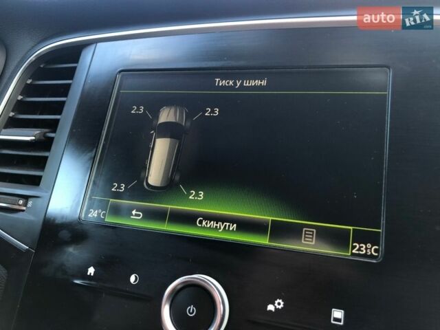 Білий Рено Меган, об'ємом двигуна 1.5 л та пробігом 150 тис. км за 14290 $, фото 95 на Automoto.ua