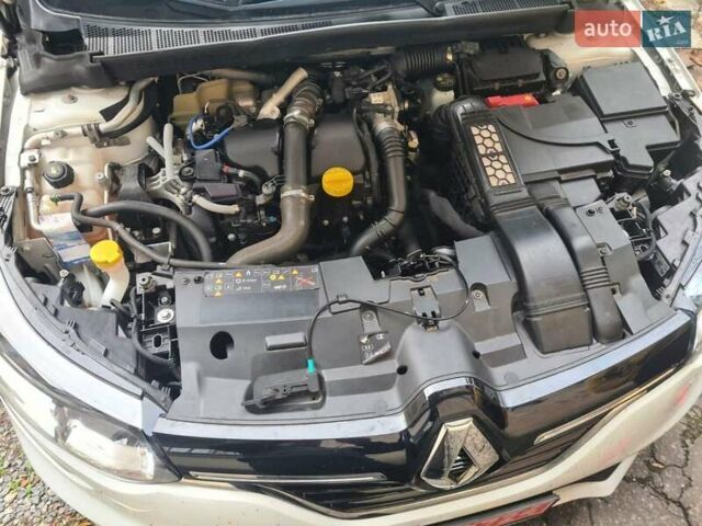 Белый Рено Меган, объемом двигателя 1.5 л и пробегом 106 тыс. км за 16300 $, фото 10 на Automoto.ua