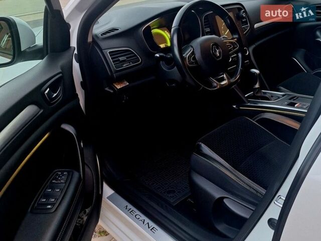 Белый Рено Меган, объемом двигателя 1.46 л и пробегом 194 тыс. км за 13999 $, фото 20 на Automoto.ua