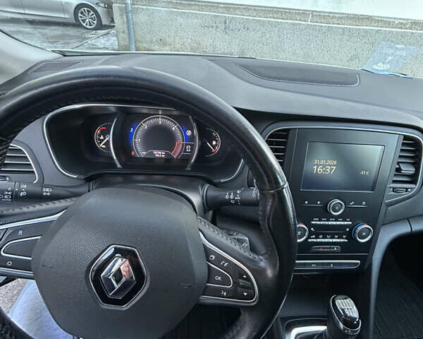 Белый Рено Меган, объемом двигателя 1.46 л и пробегом 192 тыс. км за 11500 $, фото 15 на Automoto.ua