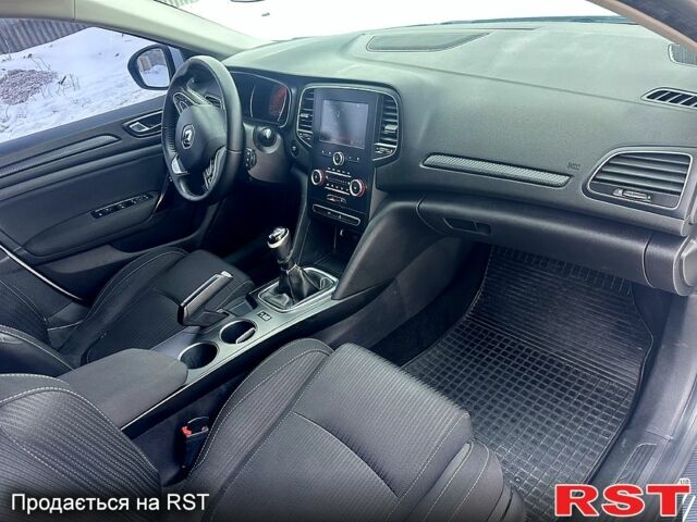 Білий Рено Меган, об'ємом двигуна 1.5 л та пробігом 28900 тис. км за 11200 $, фото 9 на Automoto.ua