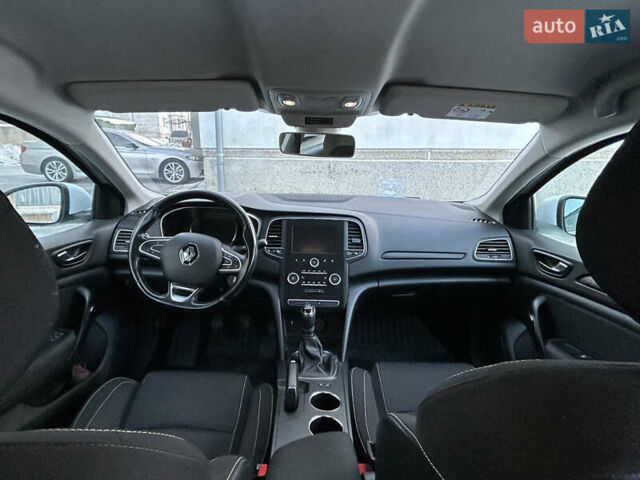 Белый Рено Меган, объемом двигателя 1.46 л и пробегом 192 тыс. км за 11500 $, фото 13 на Automoto.ua