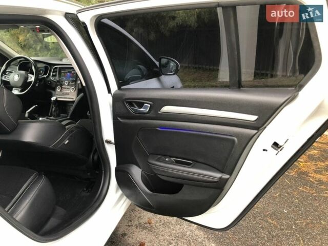 Білий Рено Меган, об'ємом двигуна 1.5 л та пробігом 150 тис. км за 14290 $, фото 127 на Automoto.ua