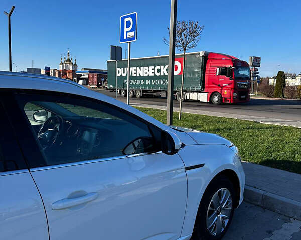 Білий Рено Меган, об'ємом двигуна 1.46 л та пробігом 257 тис. км за 13500 $, фото 5 на Automoto.ua