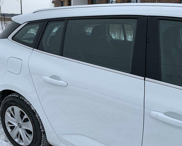 Білий Рено Меган, об'ємом двигуна 1.5 л та пробігом 155 тис. км за 13700 $, фото 16 на Automoto.ua