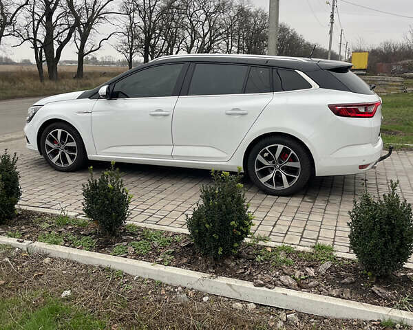 Белый Рено Меган, объемом двигателя 1.5 л и пробегом 200 тыс. км за 11500 $, фото 3 на Automoto.ua