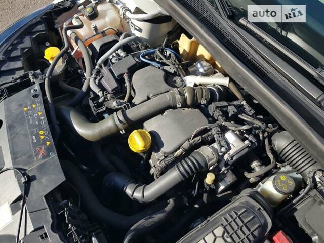 Білий Рено Меган, об'ємом двигуна 1.46 л та пробігом 230 тис. км за 12500 $, фото 50 на Automoto.ua