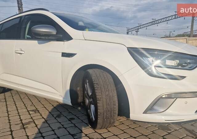 Белый Рено Меган, объемом двигателя 1.5 л и пробегом 218 тыс. км за 14900 $, фото 1 на Automoto.ua