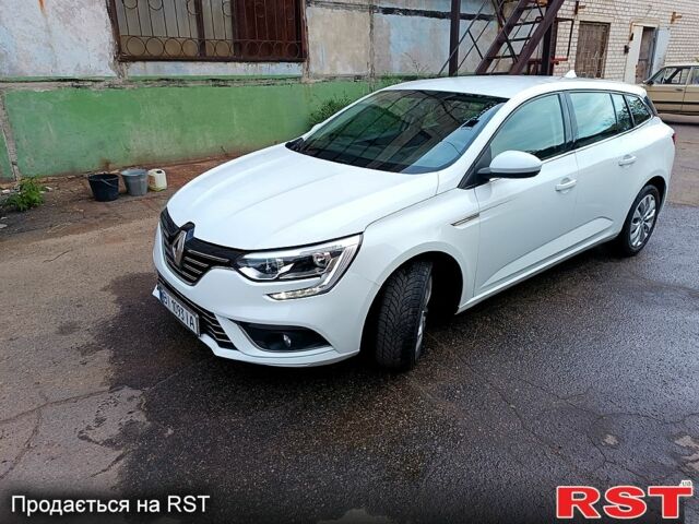 Белый Рено Меган, объемом двигателя 1.5 л и пробегом 190 тыс. км за 11500 $, фото 3 на Automoto.ua