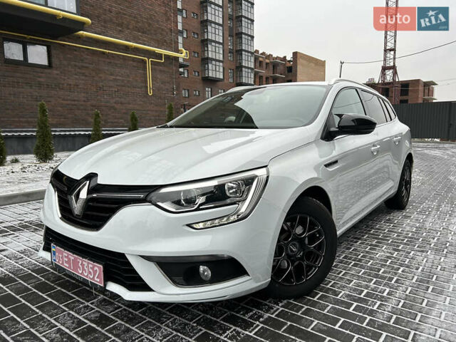 Белый Рено Меган, объемом двигателя 1.5 л и пробегом 209 тыс. км за 12800 $, фото 155 на Automoto.ua