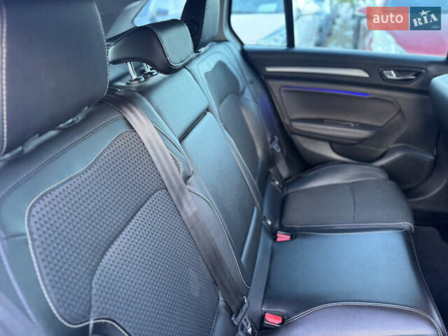 Білий Рено Меган, об'ємом двигуна 1.46 л та пробігом 211 тис. км за 13300 $, фото 44 на Automoto.ua