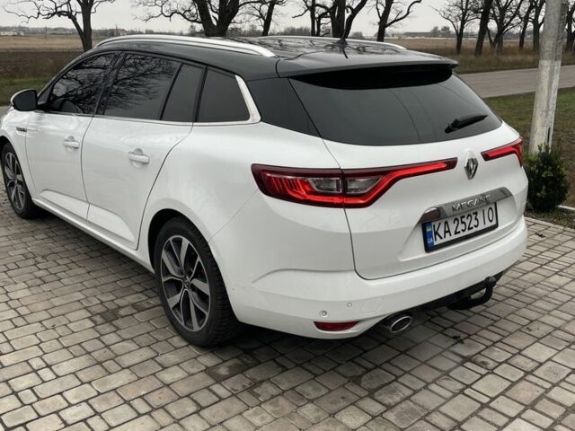 Белый Рено Меган, объемом двигателя 1.5 л и пробегом 200 тыс. км за 11500 $, фото 5 на Automoto.ua