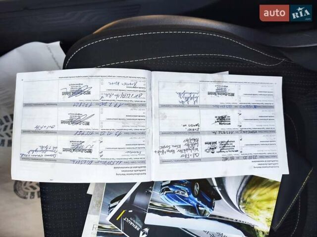 Белый Рено Меган, объемом двигателя 1.46 л и пробегом 200 тыс. км за 11999 $, фото 36 на Automoto.ua