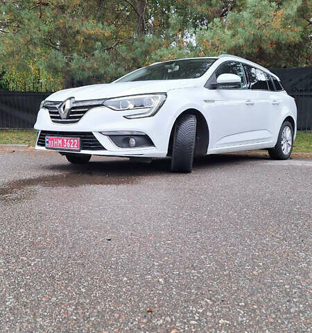 Білий Рено Меган, об'ємом двигуна 1.5 л та пробігом 150 тис. км за 13990 $, фото 72 на Automoto.ua