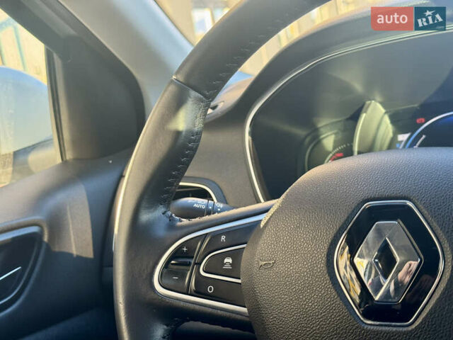 Білий Рено Меган, об'ємом двигуна 1.46 л та пробігом 185 тис. км за 15600 $, фото 37 на Automoto.ua