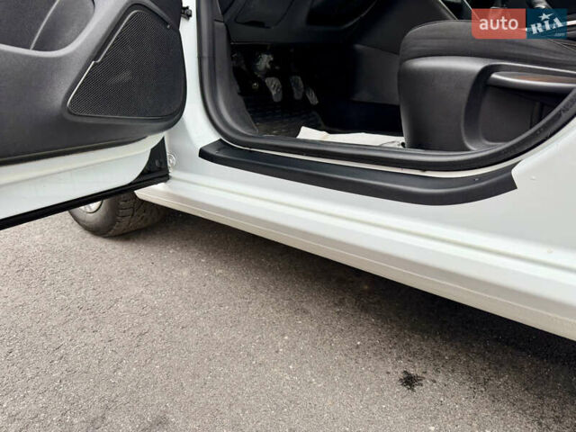 Білий Рено Меган, об'ємом двигуна 1.5 л та пробігом 245 тис. км за 13333 $, фото 24 на Automoto.ua