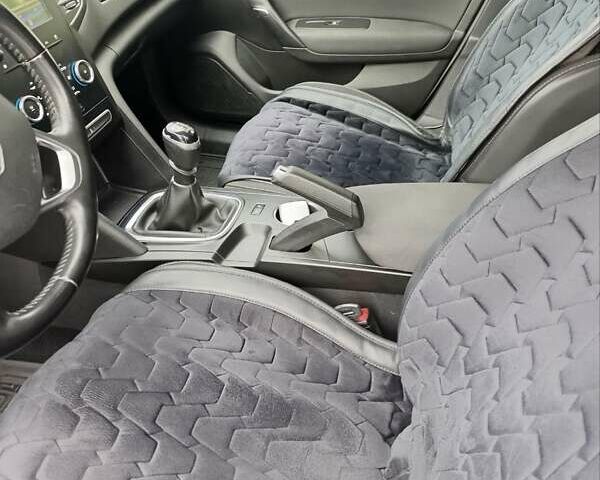 Белый Рено Меган, объемом двигателя 1.46 л и пробегом 130 тыс. км за 13200 $, фото 9 на Automoto.ua