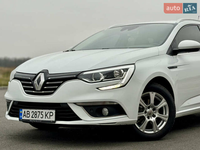 Білий Рено Меган, об'ємом двигуна 1.5 л та пробігом 245 тис. км за 13333 $, фото 1 на Automoto.ua