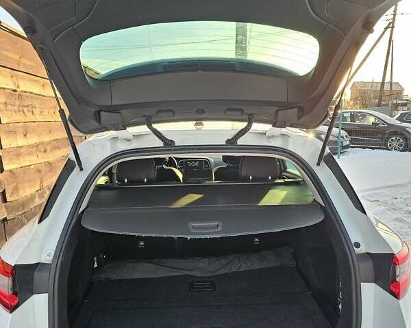 Білий Рено Меган, об'ємом двигуна 1.6 л та пробігом 196 тис. км за 14500 $, фото 60 на Automoto.ua