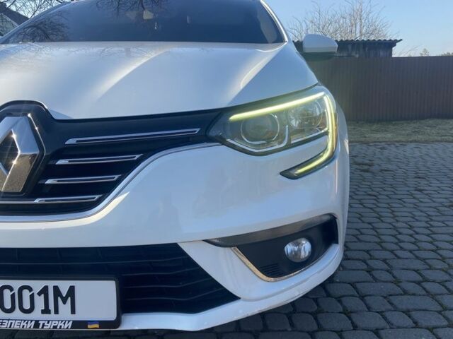 Білий Рено Меган, об'ємом двигуна 1.5 л та пробігом 230 тис. км за 12900 $, фото 5 на Automoto.ua