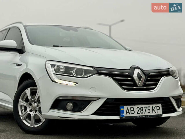 Білий Рено Меган, об'ємом двигуна 1.5 л та пробігом 245 тис. км за 13333 $, фото 9 на Automoto.ua