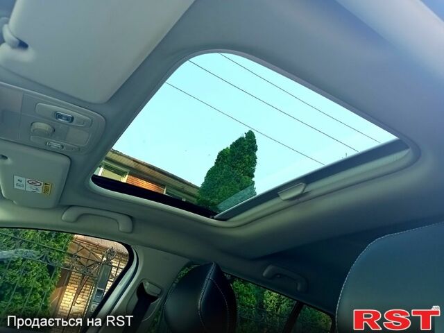 Белый Рено Меган, объемом двигателя 1.6 л и пробегом 124 тыс. км за 12500 $, фото 9 на Automoto.ua