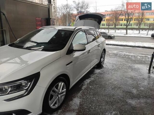Білий Рено Меган, об'ємом двигуна 1.46 л та пробігом 167 тис. км за 12700 $, фото 9 на Automoto.ua