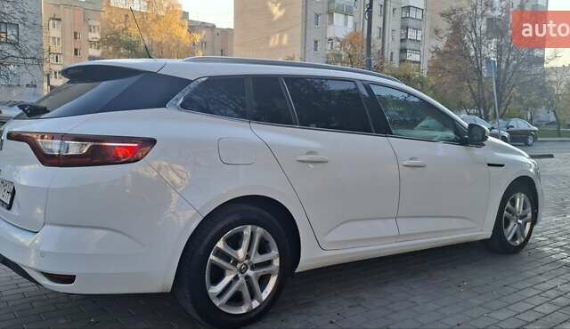 Білий Рено Меган, об'ємом двигуна 1.46 л та пробігом 216 тис. км за 12900 $, фото 8 на Automoto.ua
