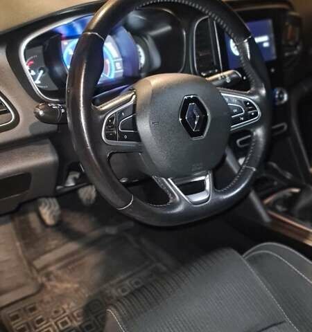 Рено Меган 2018 в Харькове на Automoto.ua Белый Рено Меган, объемом двигателя 1.5 л и пробегом 220 тыс. км за 14000 $, фото 14 на Automoto.ua