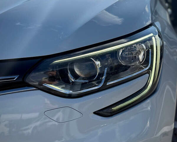 Рено Меган 2018 в Киеве на Automoto.ua Белый Рено Меган, объемом двигателя 1.5 л и пробегом 191 тыс. км за 14499 $, фото 9 на Automoto.ua