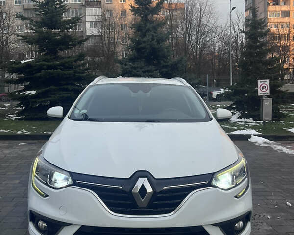 Білий Рено Меган, об'ємом двигуна 1.46 л та пробігом 270 тис. км за 12200 $, фото 2 на Automoto.ua